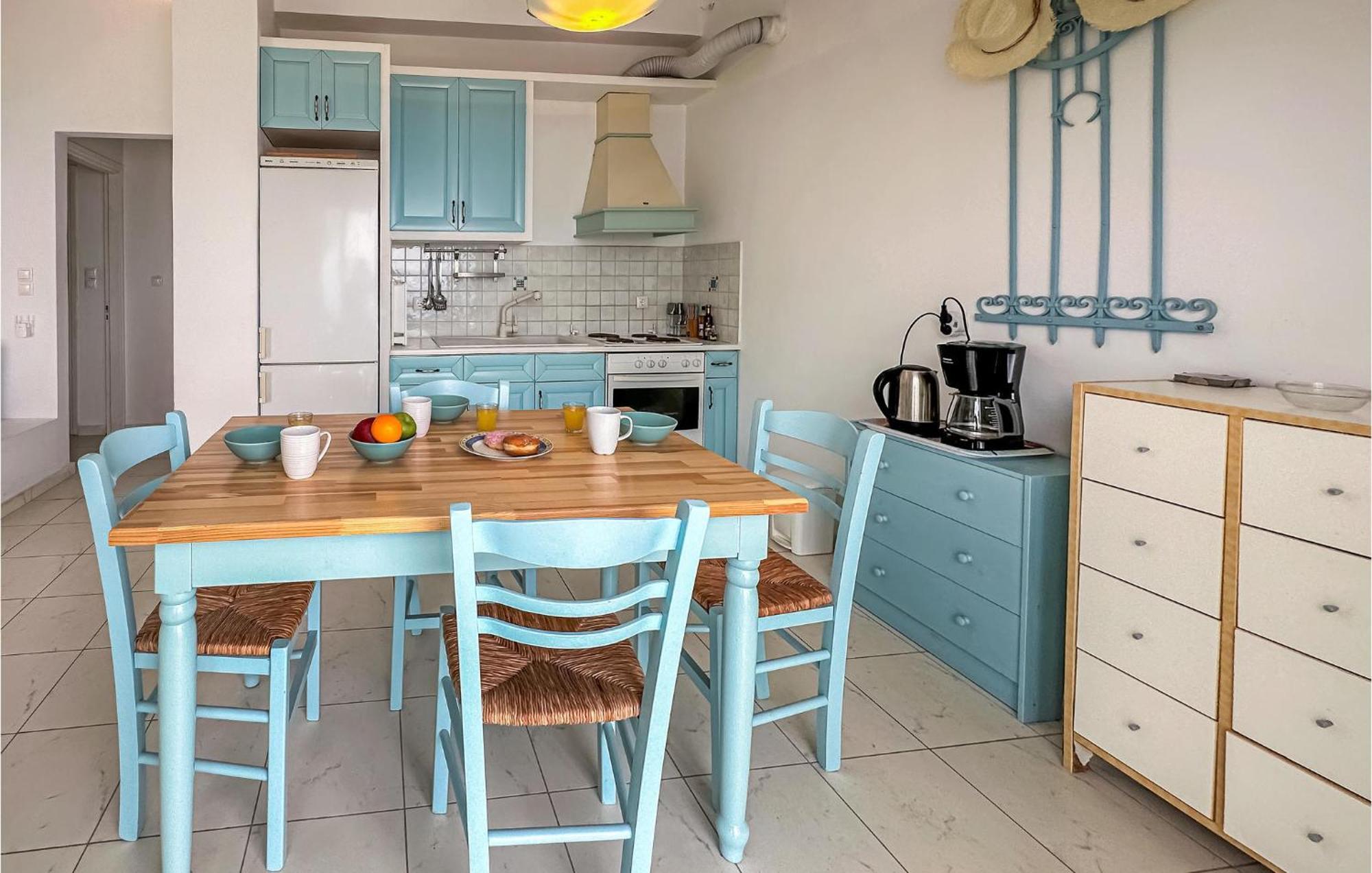 2 Bedroom Lovely Home In קלמאטה מראה חיצוני תמונה